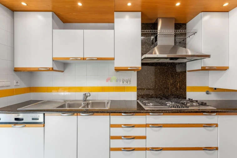 Apartamento T2 para Venda em Lumiar Foto 14