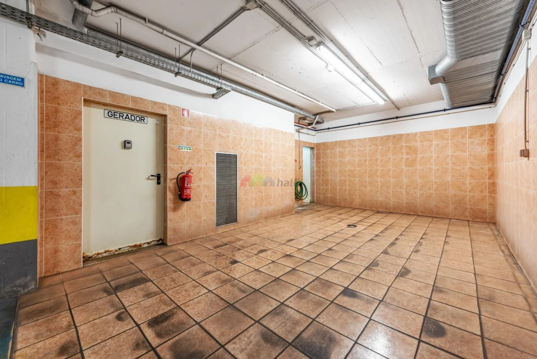 Apartamento T2 para Venda em Lumiar Foto 18