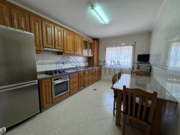 Apartamento T2 para Venda em Fajões
