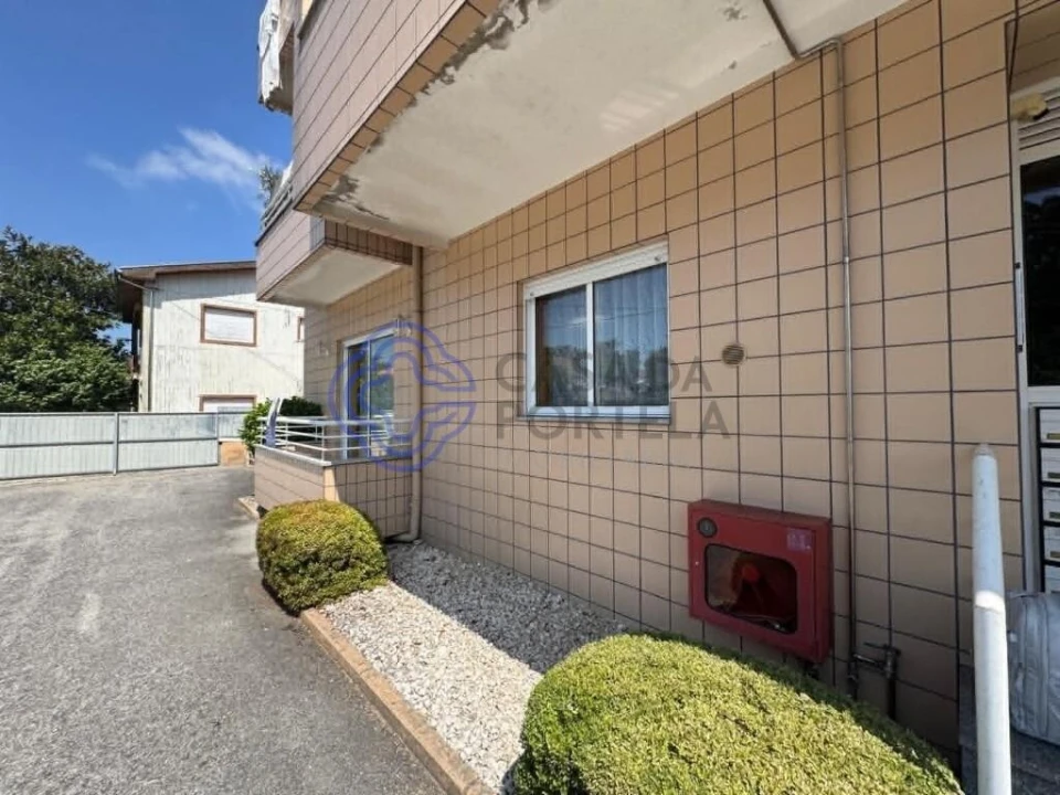 Apartamento T2 para Venda em Fajões Foto 23