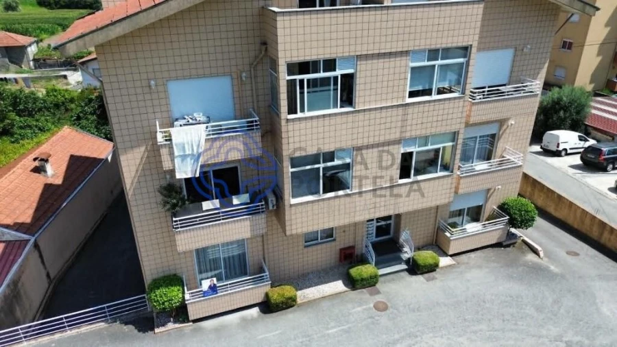 Apartamento T2 para Venda em Fajões Foto 24