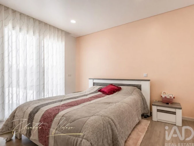 Moradia T3 para Venda em Maiorca Foto 17