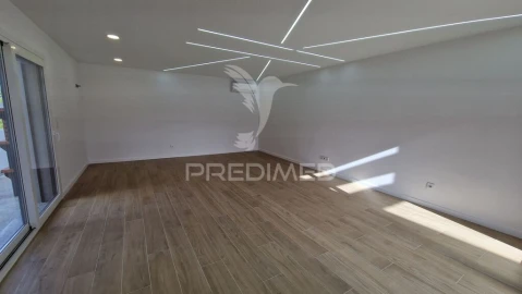 Moradia T3 para Venda em Fernao Ferro