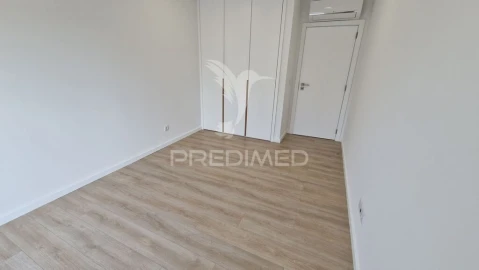Moradia T3 para Venda em Fernao Ferro