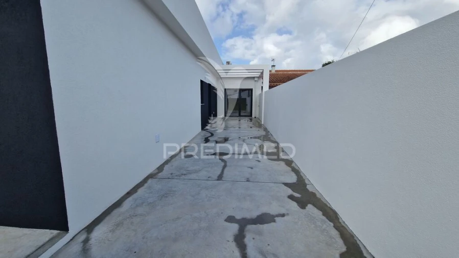 Moradia T3 para Venda em Fernao Ferro Foto 19