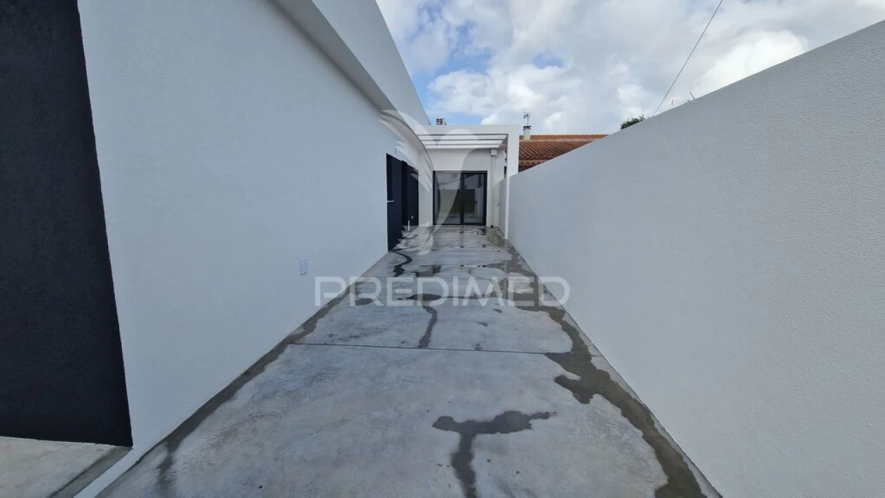 Moradia T3 para Venda em Fernao Ferro Foto 19