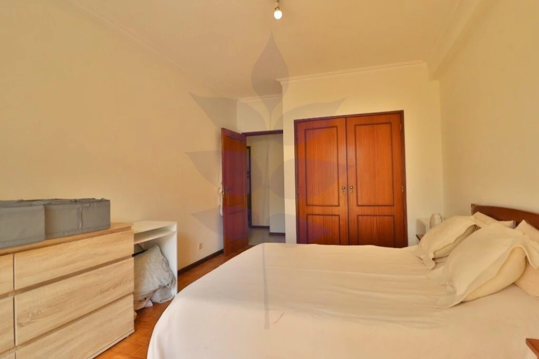 Apartamento T1 para Venda em São Vitor (Braga) Foto 8
