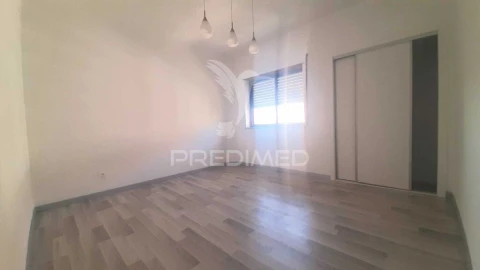 Apartamento T4 para Venda em Setubal (São Sebastião)