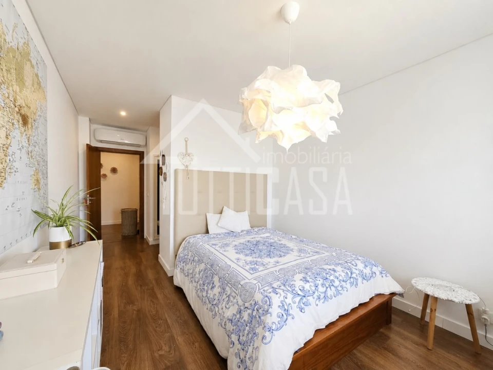 Apartamento T3 para Venda em Venda do Pinheiro e Santo Estêvão das Galés Foto 18