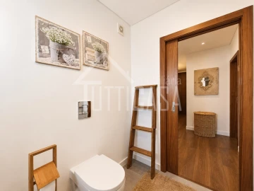 Apartamento T3 para Venda em Venda do Pinheiro e Santo Estêvão das Galés