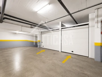 Apartamento T3 para Venda em Venda do Pinheiro e Santo Estêvão das Galés
