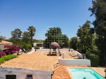 Quinta T4 para Venda em Estômbar e Parchal
