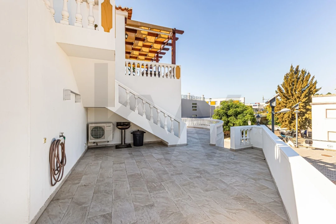 Apartamento T3 para Arrendamento em Alcantarilha e Pêra Foto 24