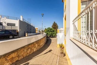 Apartamento T3 para Arrendamento em Alcantarilha e Pêra