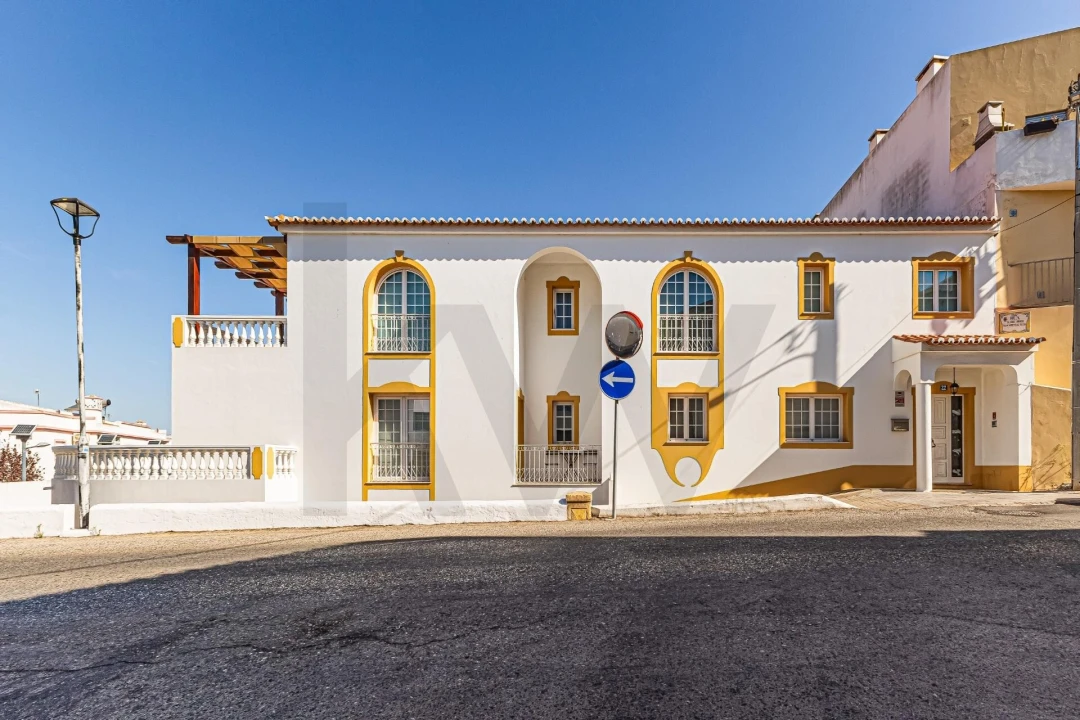 Apartamento T3 para Arrendamento em Alcantarilha e Pêra Foto 2