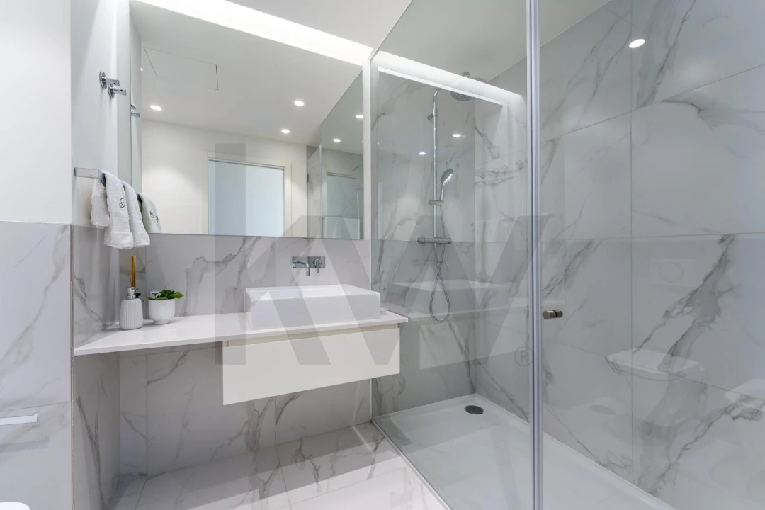 Apartamento T3 para Venda em Santo António Foto 28