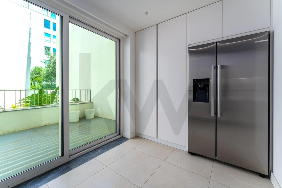 Apartamento T3 para Venda em Santo António Foto 15