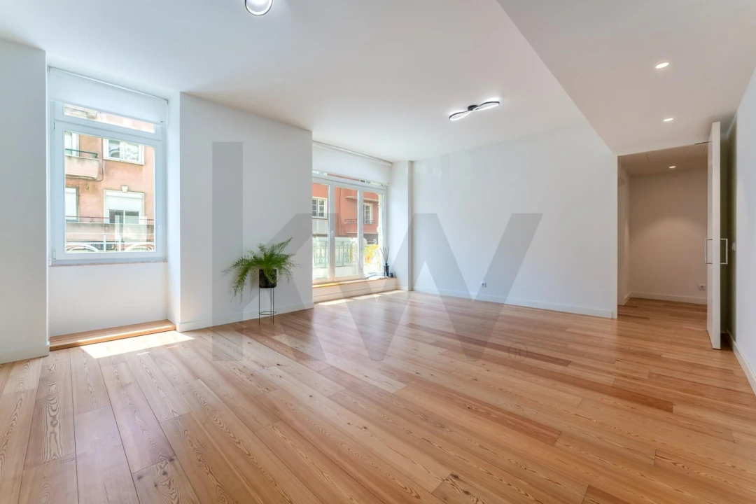 Apartamento T3 para Venda em Santo António Foto 7