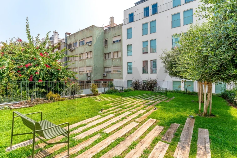 Apartamento T3 para Venda em Santo António Foto 49