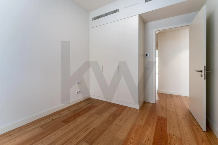 Apartamento T3 para Venda em Santo António Foto 21
