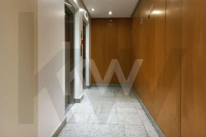 Apartamento T3 para Venda em Marvila