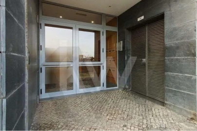 Apartamento T3 para Venda em Marvila
