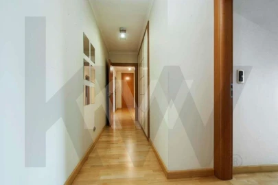 Apartamento T3 para Venda em Marvila