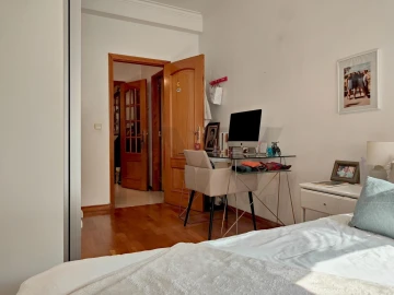 Apartamento T3 para Venda em Oeiras e São Julião da Barra, Paço de Arcos e Caxias