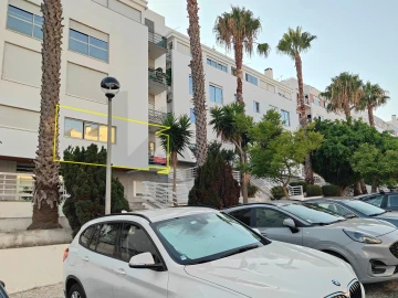 Apartamento T3 para Venda em Oeiras e São Julião da Barra, Paço de Arcos e Caxias