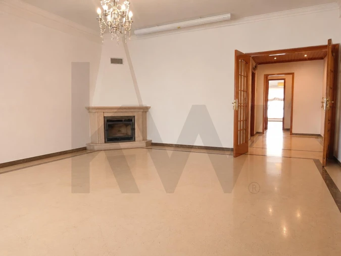 Apartamento T3 para Venda em Oeiras e São Julião da Barra, Paço de Arcos e Caxias Foto 5
