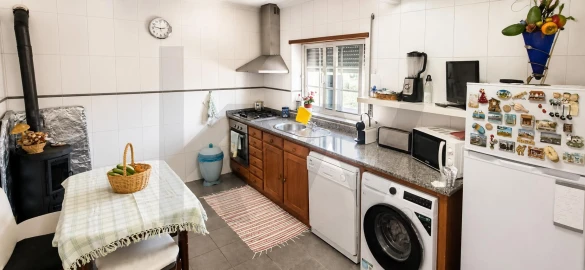 Moradia T4 para Venda em Tabua