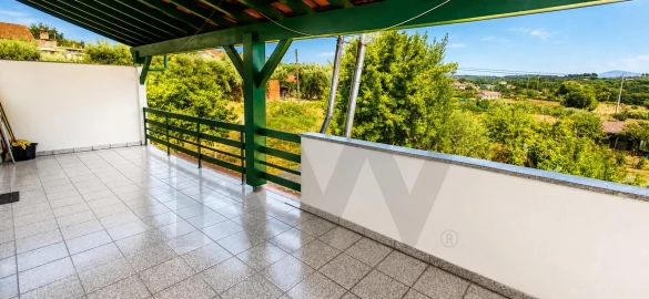 Moradia T4 para Venda em Tabua