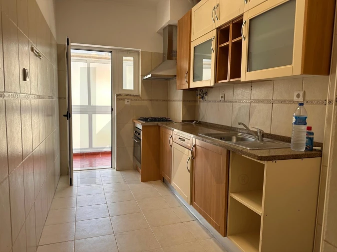 Apartamento T3 para Arrendamento em Almada, Cova da Piedade, Pragal e Cacilhas Foto 10