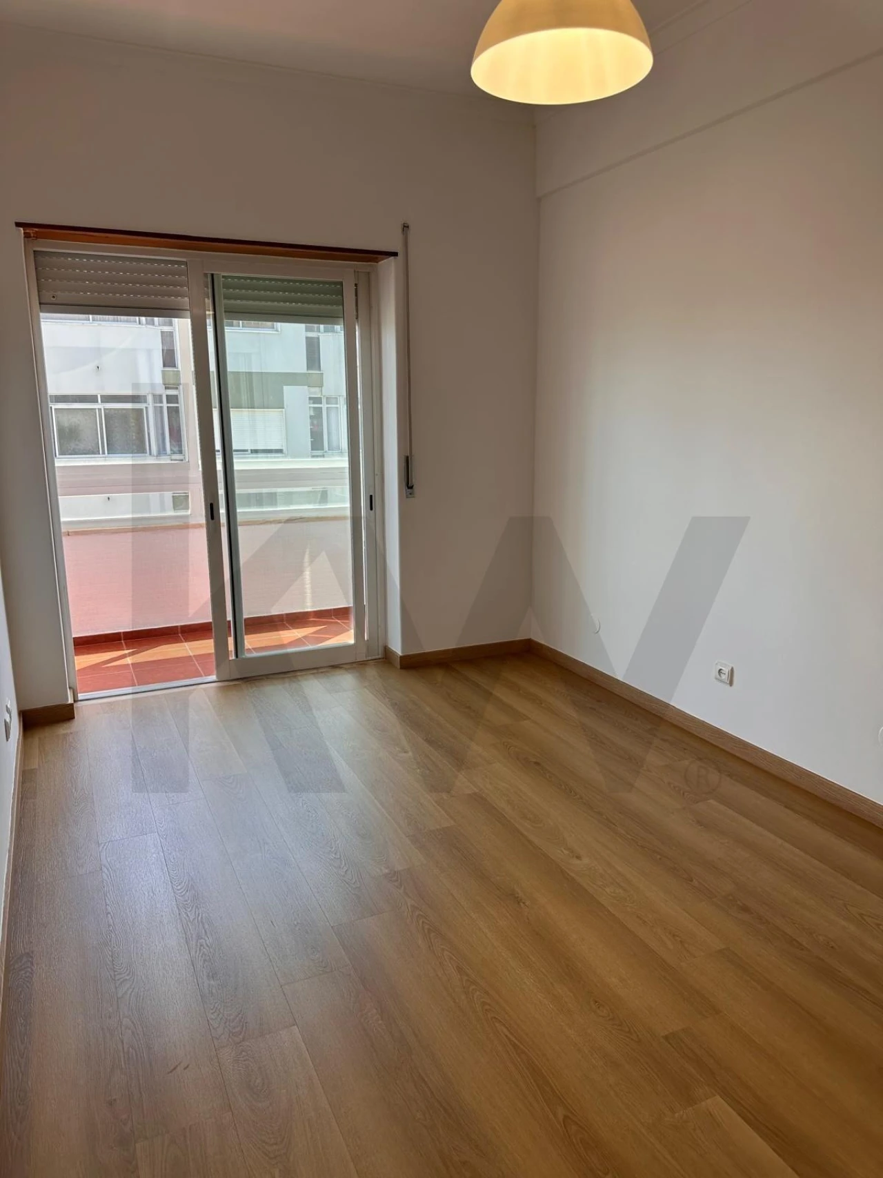Apartamento T3 para Arrendamento em Almada, Cova da Piedade, Pragal e Cacilhas Foto 1