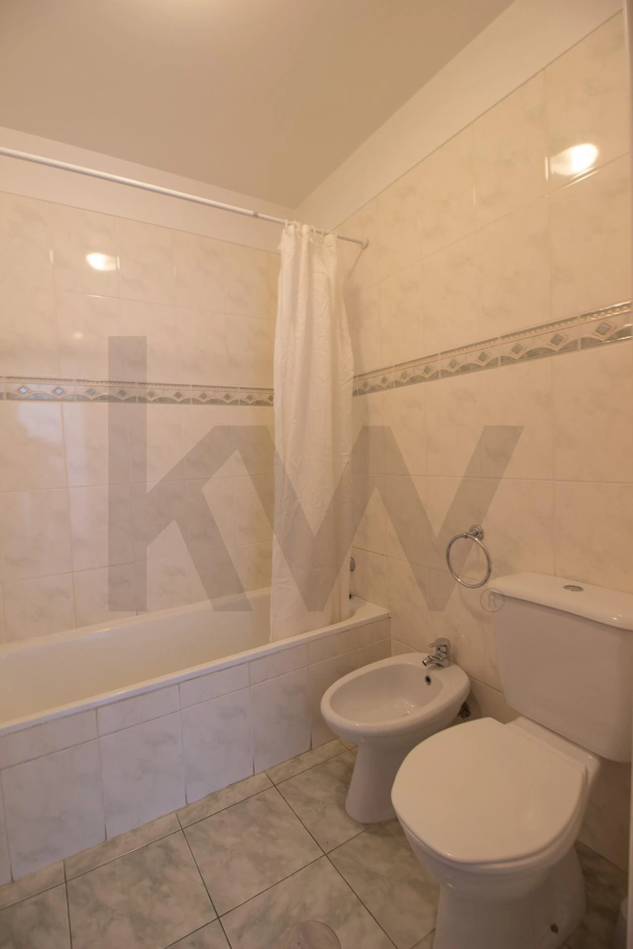 Apartamento T2 para Arrendamento em Funchal (São Pedro) Foto 22