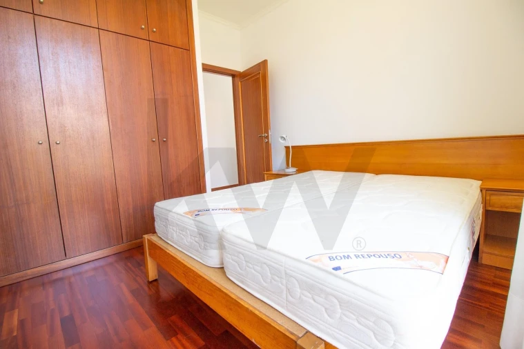 Apartamento T2 para Arrendamento em Funchal (São Pedro) Foto 18