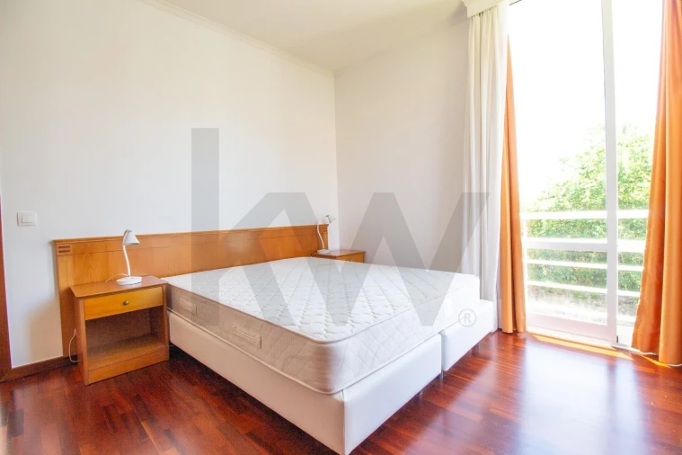 Apartamento T2 para Arrendamento em Funchal (São Pedro) Foto 23