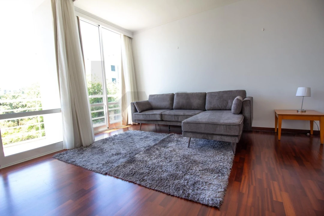Apartamento T2 para Arrendamento em Funchal (São Pedro) Foto 13