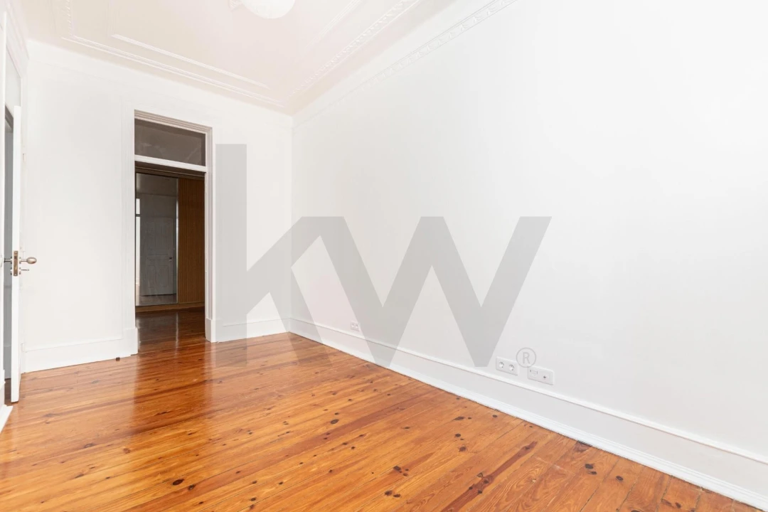 Apartamento T2 para Arrendamento em Penha de França Foto 16