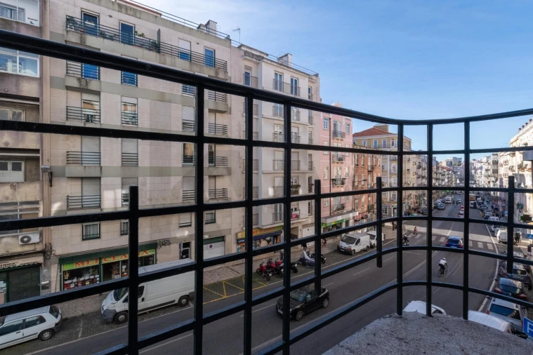 Apartamento T2 para Arrendamento em Penha de França Foto 21