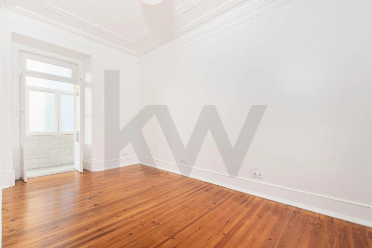 Apartamento T2 para Arrendamento em Penha de França Foto 19