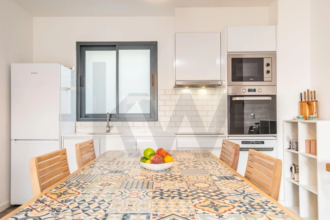 Apartamento T2 para Venda em Camara de Lobos Foto 9