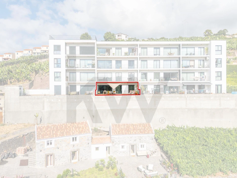 Apartamento T2 para Venda em Camara de Lobos Foto 32