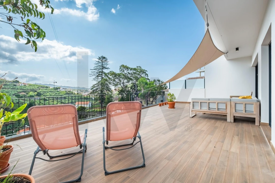 Apartamento T2 para Venda em Camara de Lobos Foto 11