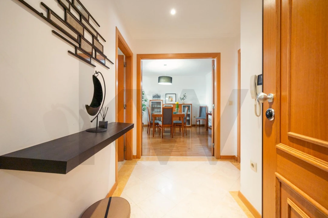 Apartamento T2 para Venda em São Domingos de Rana Foto 28