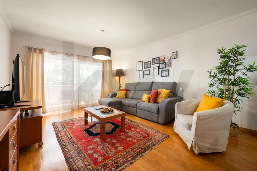 Apartamento T2 para Venda em São Domingos de Rana Foto 2