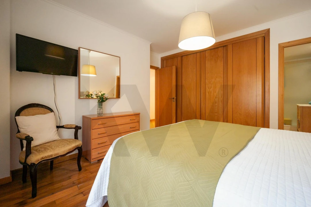 Apartamento T2 para Venda em São Domingos de Rana Foto 25