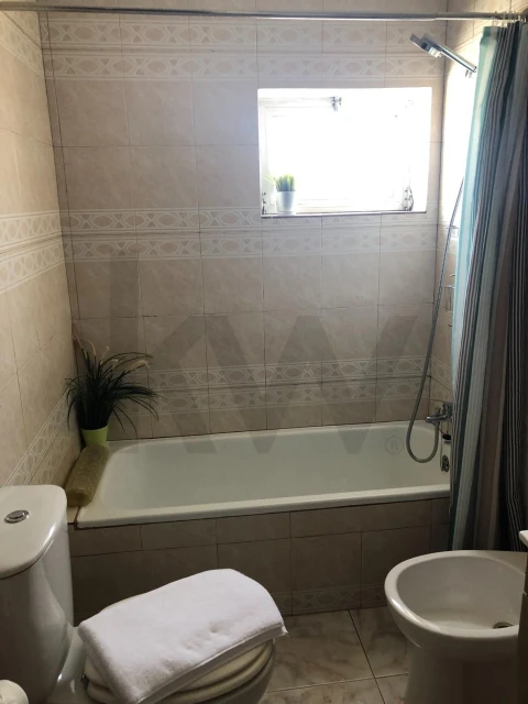 Apartamento T1 para Arrendamento em Santa Marinha e São Pedro da Afurada