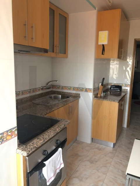 Apartamento T1 para Arrendamento em Santa Marinha e São Pedro da Afurada