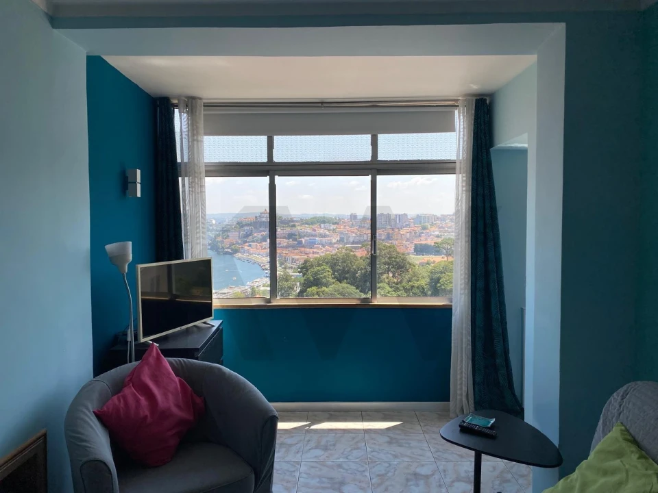 Apartamento T1 para Arrendamento em Santa Marinha e São Pedro da Afurada Foto 2